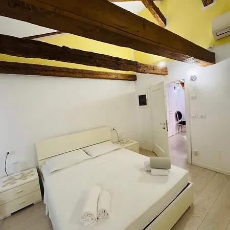 San Marco Romantic Views Apartment Venice