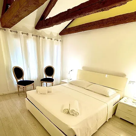 Apartment San Marco Romantic Views